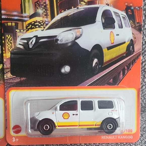 MATCHBOX White and Yellow Toy Car Set - Picture 3 of 8